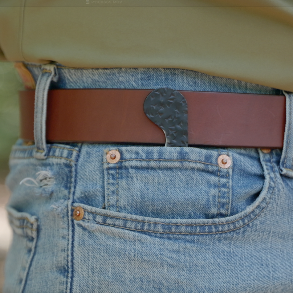 Best Pocket Knife for Camping & EDC: The Mini Knife